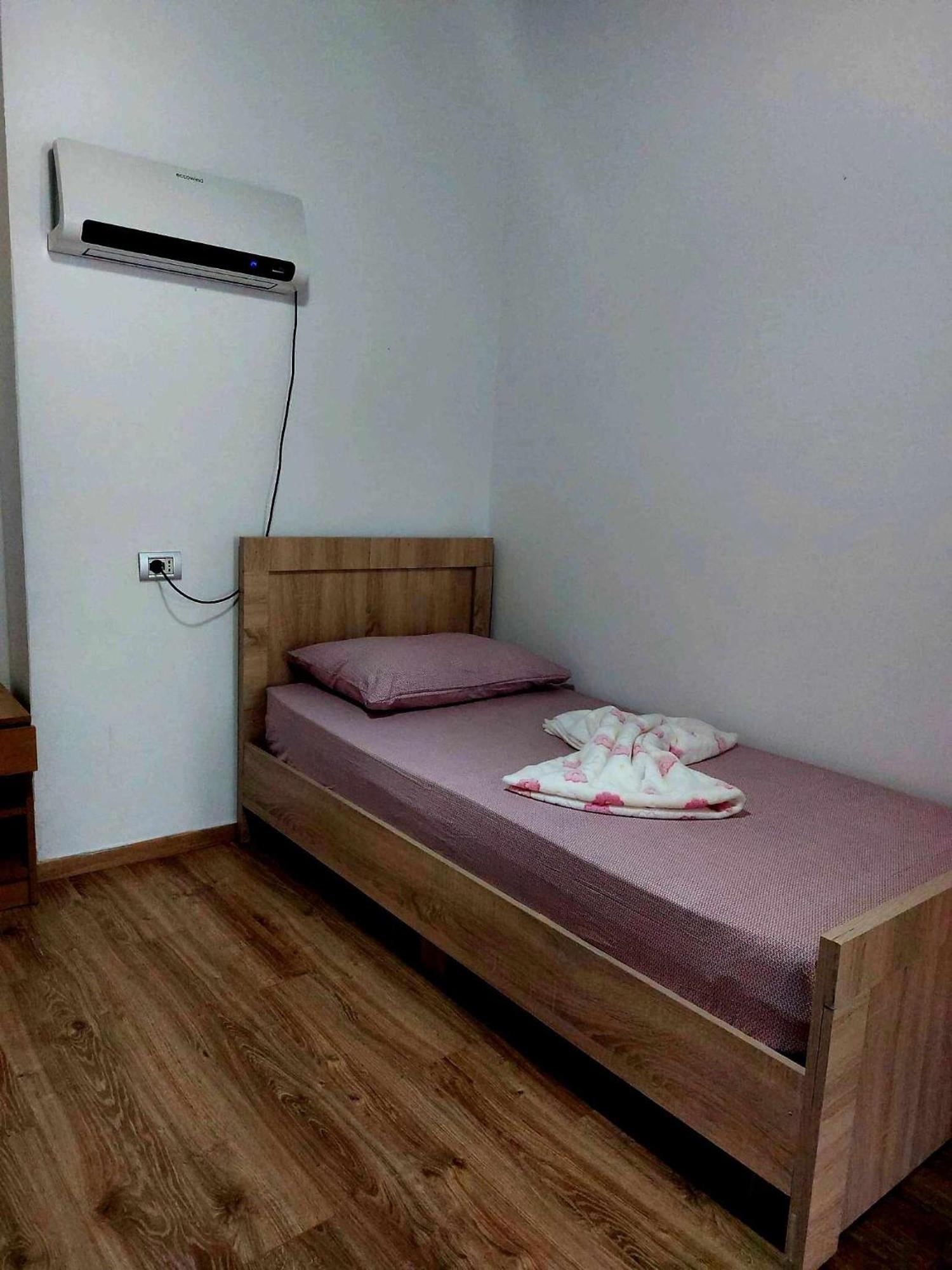 Ferienwohnung Gast Haus Bojaxhiu Berat Exterior foto